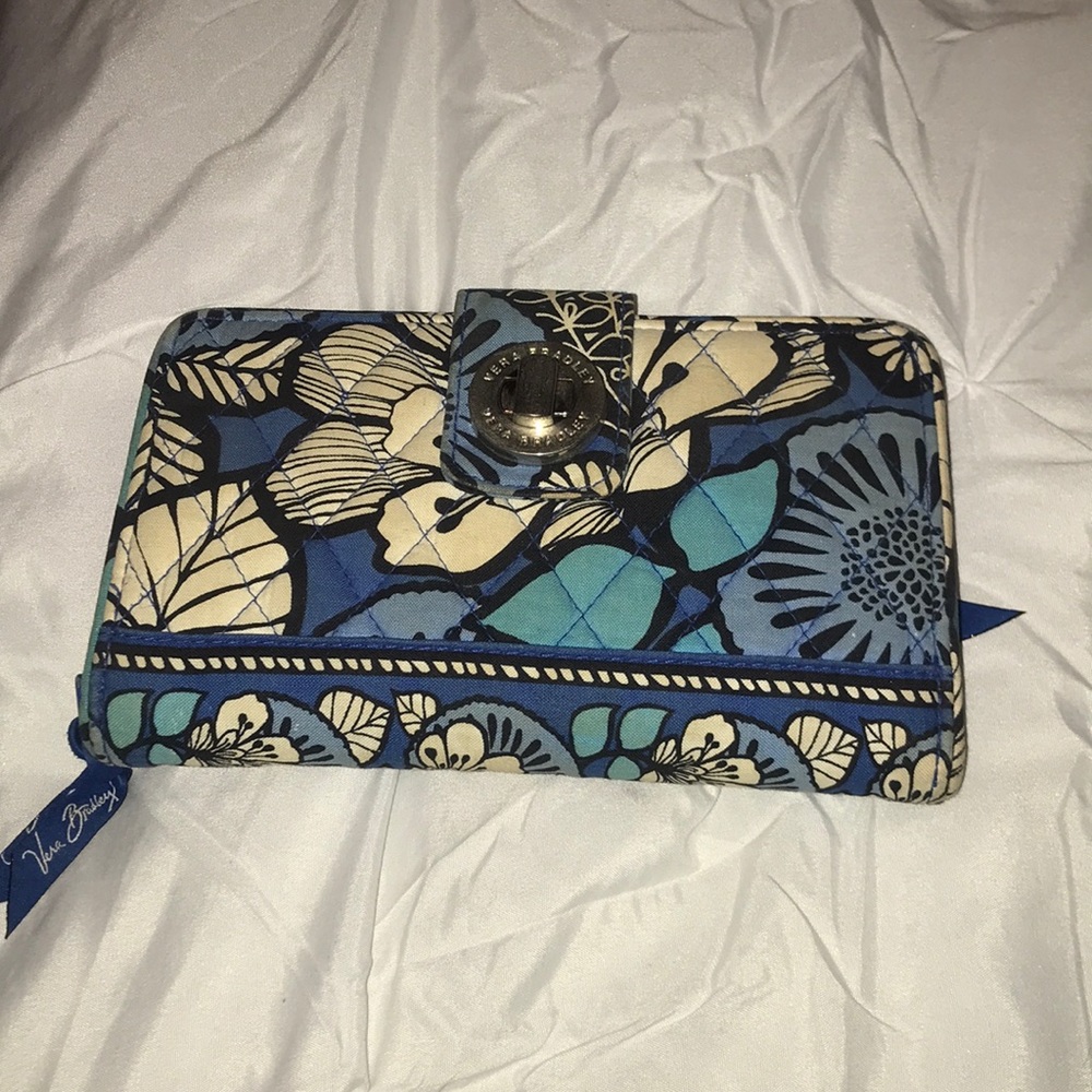Used Vera Bradley wallet